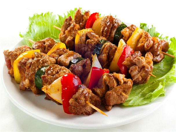می‌توان برای پیش‌گیری و درمان بسیاری از بیماری‌ها از انواع مواد غذایی استفاده کرد
