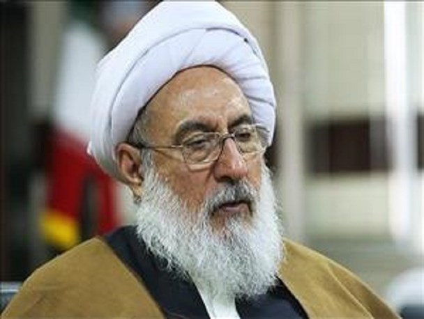 دشمنان درصدد ایجاد اختلاف بین جامعه روحانیت هستند