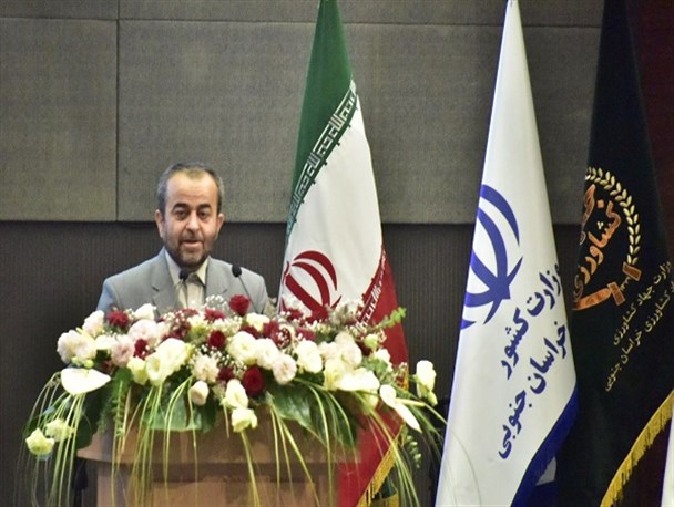 شعار "زرشک خراسان جنوبی برای همه ایران" در رسانه ملی نهادینه شود