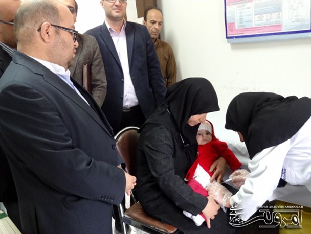 واکسن پنجگانه پنتاوالان در صحنه برای اولین بار اجرا شد