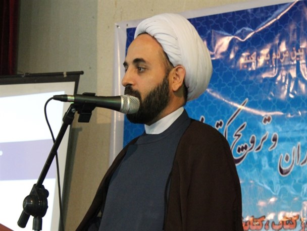 انتقاد رییس اداره کتابخانه‌های عمومی  پارس‌آباد از صدا و سیما