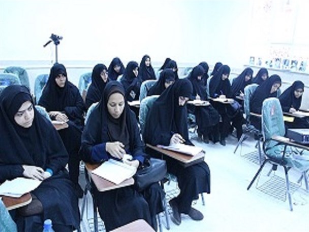 دوره آموزشی سردبیران نشریات و روابط عمومی مدارس علمیه خواهران استان برگزار شد+ تصاویر