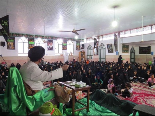 همایش سه ساله ها در خوروبیابانک برگزار شد/ تصاویر