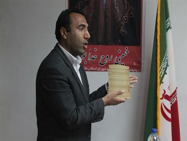 فعالان عرصه کتاب و کتاب‌خوانی گالیکش تجلیل شدند / ششمین نشست کتاب‌خوان گلستان در گالیکش برگزار شد + تصاویر