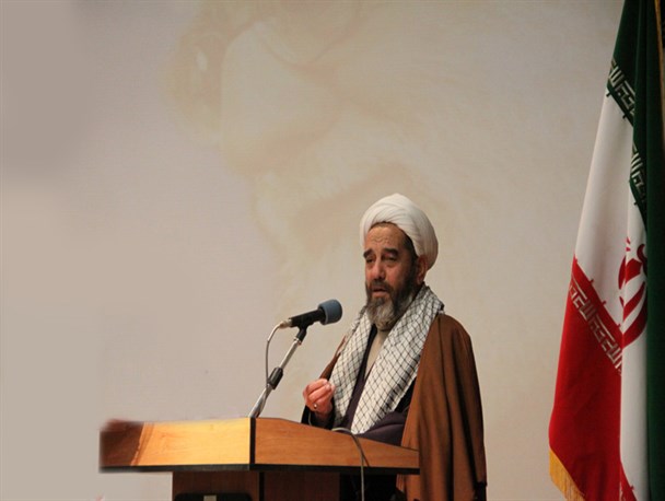 تربیت دینی دانش آموزان باعث ناکامی دشمن می شود
