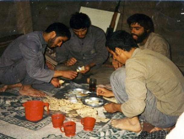 سهم مهدی و یارانش از سفره انقلاب +تصاویر