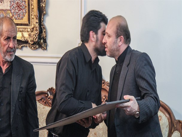 شهادت مدافعان حرم مایه عزت و افتخار ایران اسلامی است