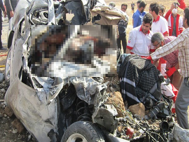 تصادف مرگبار در نهاوند؛ 5 سرنشین سمند در آتش سوختند+ تصاویر