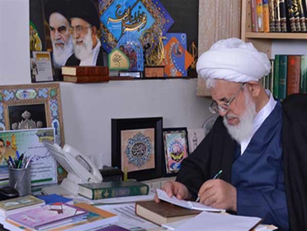 شعر زبانی پویا برای به تصویر کشاندن ارزش هاست