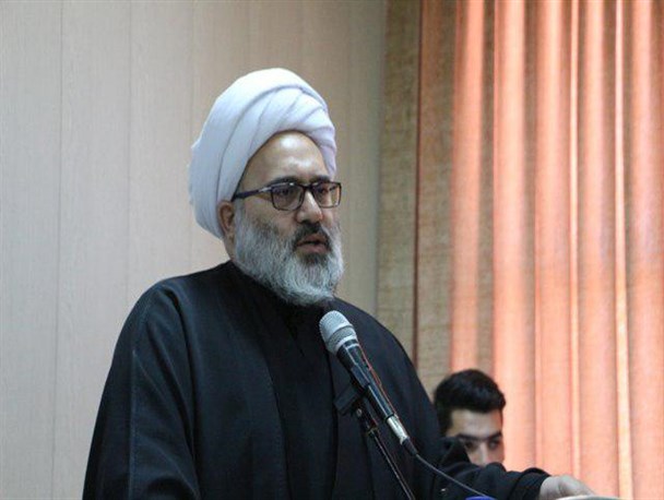 دانشگاه و میاندوآب نباید جولانگاه سیاستمداران شود/ در عزل  و نصب مدیران نقشی نداشته و ندارم
