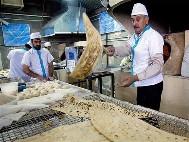 دبیر شورای آرد و نان: نان بی‌کیفت در یاسوج، فعلا افزایش قیمت ندارد/ مردم به شایعات توجه نکنند