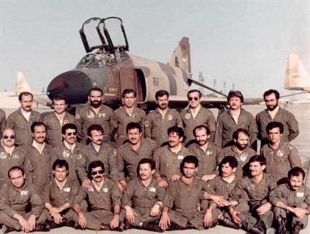 روایتی غرور آفرین از عقاب تیزپرواز گچساران/از شاگرد اولی در آمریکا تا هنرنمایی در خلیج فارس+تصاویر