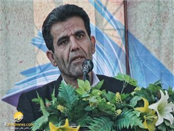 شهرداری اهواز کمک کند یک خیابان فقط کتاب فروشی شود/استانداری دنبال احداث یک نمایشگاه بین المللی است