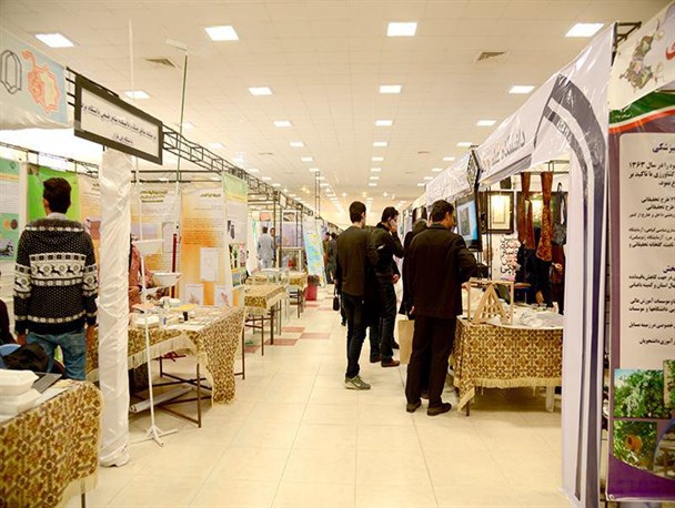 دومین نمایشگاه فن بازار، با حضور پژوهشگران برتر استان یزد، پایان یافت+ تصاویر