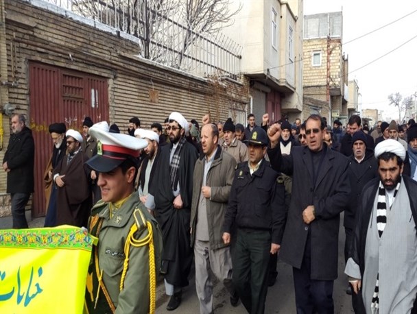 نمازگزاران هریسی جنایات ارتش نیجریه و دولت آذربایجان در کشتار شیعیان را محکوم کردند +عکس