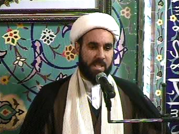 کسانی که انقلابی ها را نفهم خطاب کنند خود و آبا و اجدادشان نفهم هستند/مردم را ۴ سال با برجام بازی دادند