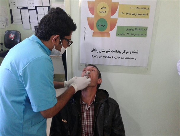 ۲۵۰ نفر از شهروندان خاشی ویزیت رایگان شدند