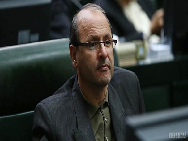 چرخش سیاسی دولت روحانی تابع قدرت است/ جهانگیری شهرداری تهران را سکوی پرتاب خود می دانست/ رئیس دفتر روحانی اجازه چیدمان کابینه را به جهانگیری نداد