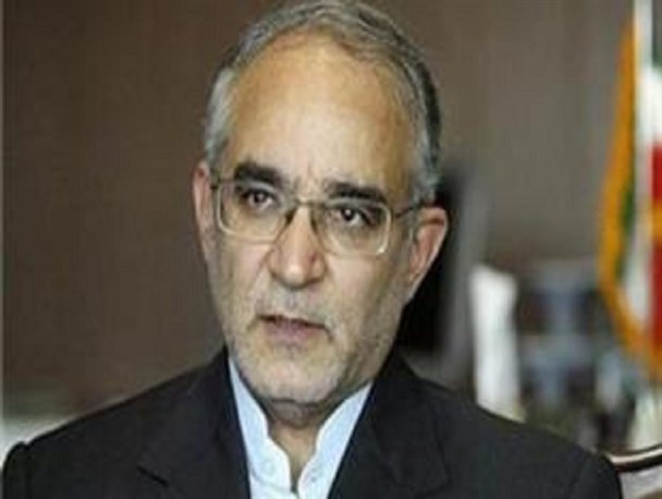 آماده مناظره و گفتگو با هر شخصی و در هر جایی درخصوص طرح کمک به زلزله زدگان هستم