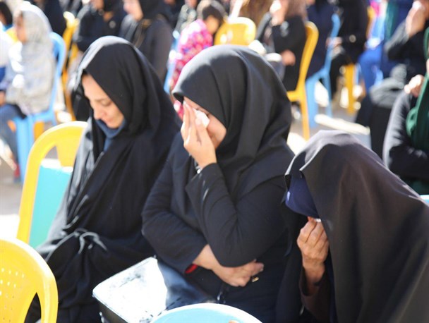 مراسم یادبود دانش آموزان و فرهنگیان جان باخته زلزله سرپل ذهاب برگزار شد+ تصاویر