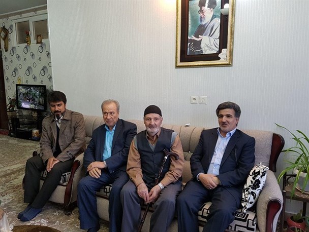 خون شهدا ارزش های اسلام و انقلاب را بیمه کرده است+تصاویر