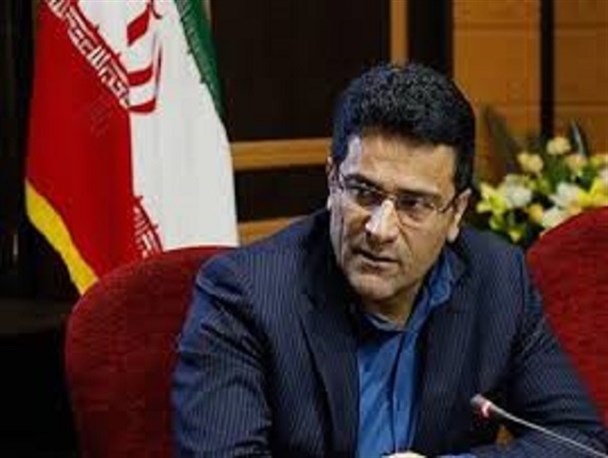 ایثارگری امروز تلاش و کار کردن در ایران است