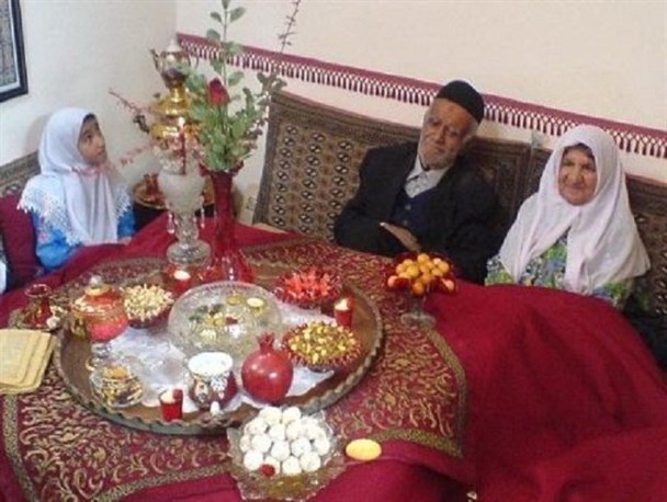 سفره ای به وسعت یک شهر در چله کریمانه