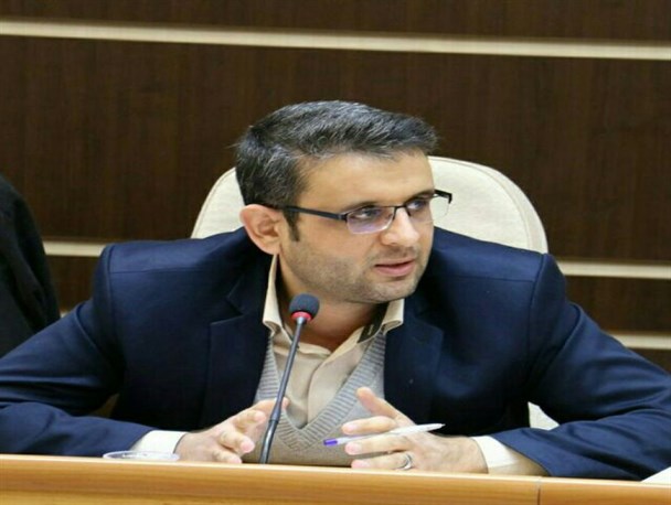 تعطیلی مدارس راه‌کار کاهش آلودگی هوای قم نیست/ قم شهر آلوده‌ای نبود