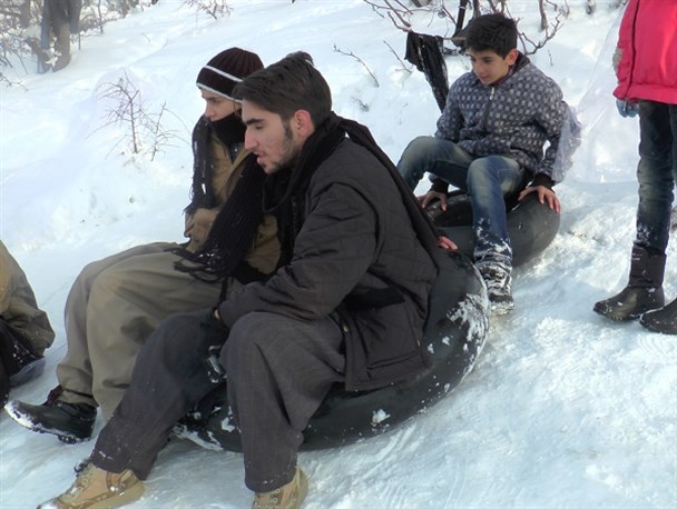 نشاط زمستانی شهروندان آذربایجان غربی در کوهستان سردشت+تصاویر