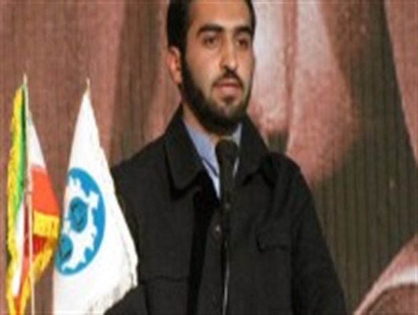 آقای مطهری! چرا تریبون عده ای فرصت طلب شده اید؟!/ نگذارید از شما سوء استفاده کنند