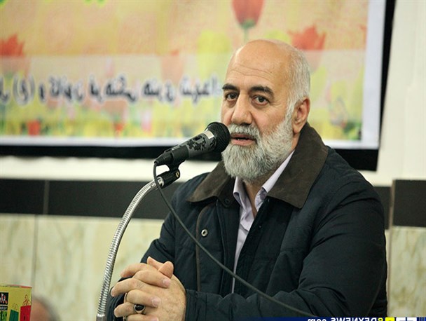 عده ای از رحلت هاشمی میخواهند کاسبی کنند / وظیفه انقلابیون روشنگری در مورد شخصیت هاشمی است