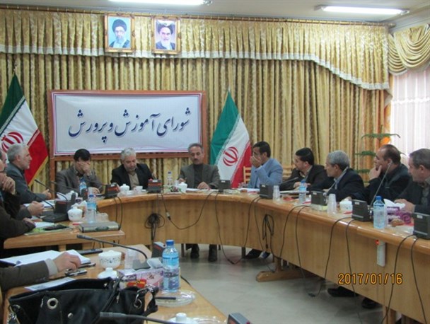 لزوم ایجاد انگیزه بین دانش‌آموزان توسط معلمان و مدیران/برگزاری جشنواره خیرین در سال آینده