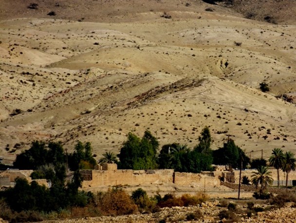 زندگی روستایی در کنار تپه ماهورها در گچساران + تصاویر