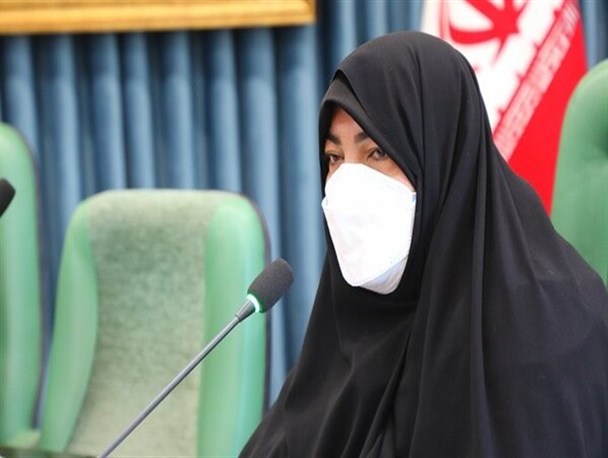 برگزار ۴۰ برنامه شاخص بسیج جامعه زنان استان یزد در هفته زن/زنان توانمند بسیجی باید از گمنامی خارج شوند