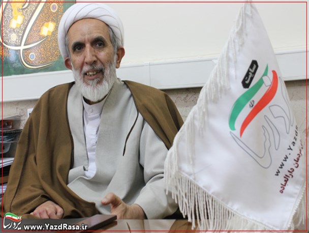 کم سواد خواندن منتقدین دولت، چماق خفقان در جامعه است/بیانیه رفع حصر سران فتنه، پیامی به تیم هسته ای است