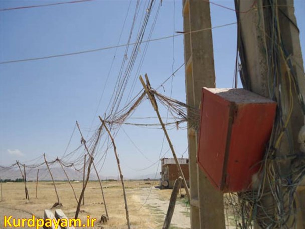 سیم کشی غیر مجاز برق در حاشیه شهر پیرانشهر