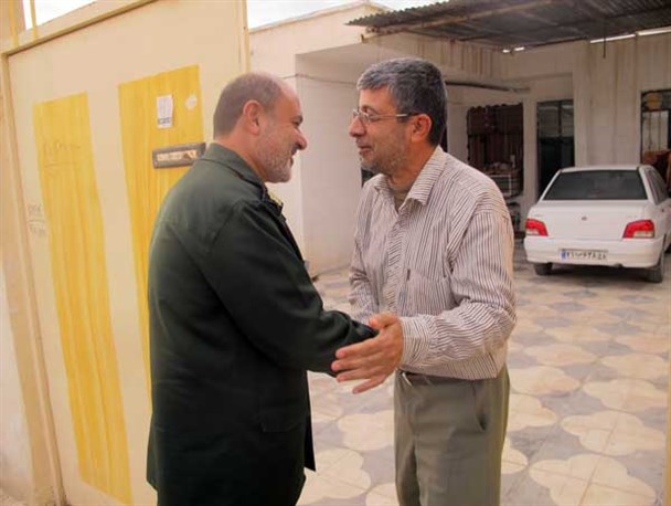 دیدار صمیمی فرمانده سپاه دشتستان با آزادگان