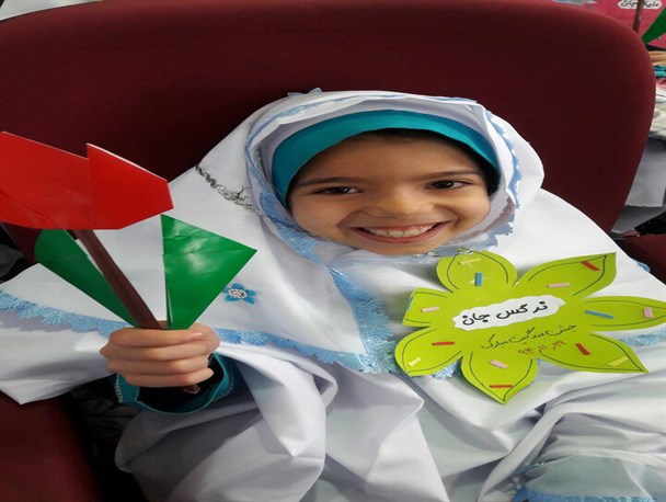 دانش آموزان دختر پایه سوم فاروج برای بندگی با خدا پیمان بستند