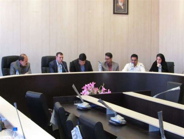 نشست فرماندار سپیدان با کاندیدای حوزه انتخابیه شهرستان