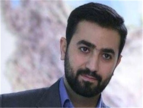 یامین پور از حضور در انتخابات انصراف داد