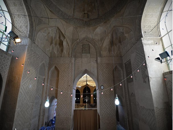 نمای داخلی مسجد جامع اشترجان /تصاویر