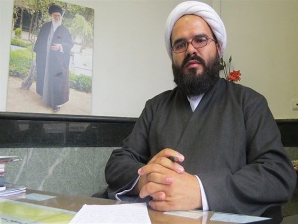در انتخابات باید مواظب افراد نفوذپذیر باشیم