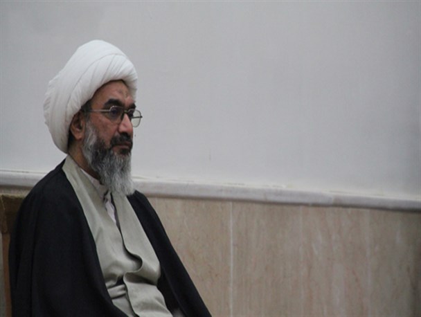 فردی وارد مجلس خبرگان شود که برای نظام «بال» باشد نه «بار»