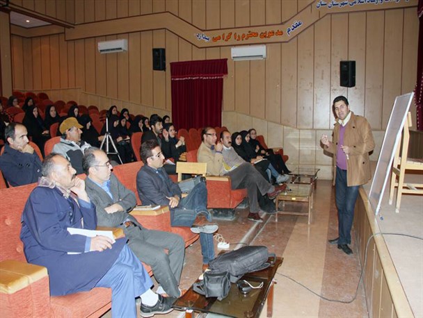 برگزاری نخستین دوره آموزش کارگردانی تئاتر در لارستان