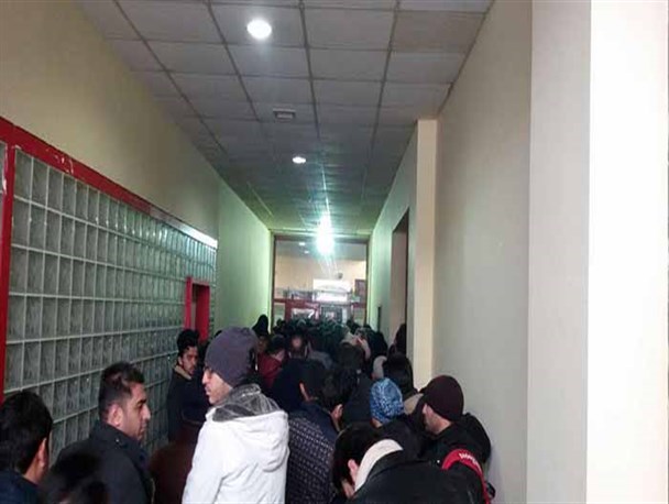 سوء رفتار پرسنل گمرک ترکیه با مسافران ایرانی