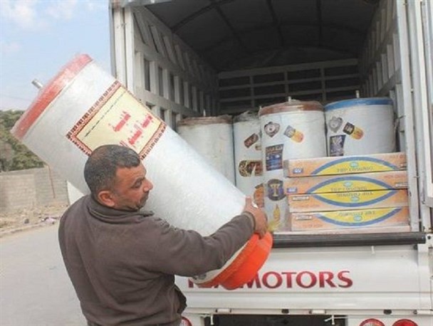 ۲۸۰ دستگاه آبگرمکن و بخاری میان مددجویان مناطق محروم توزیع شد