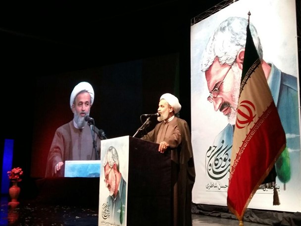 نمی‌شود "مرگ بر آمریکا" بگوییم ولی جامعه را با تفکر لیبرالی اداره کنیم/ ماجرای کارآفرینی شهیدشاطری برای دستفروشان لبنانی/ روایت شهیدی که کار ۱۰ نفر را به تنهایی انجام می‌داد