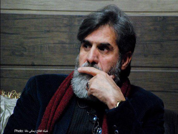 حالمان از نماینده مجلسی که میلیون ها دلار برای فرزندانش به خارج از کشور می فرستد بد می شود/ دولت باید از هنرمندان کاردان حمایت کند/ آدم های کاردان در خانه هایشان نشسته اند