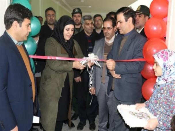 افتتاح نمایشگاه دستاوردهای هنرآموزان مرکز فنی و حرفه‌ای و هنرمندان هنرهای تجسمی چالدران