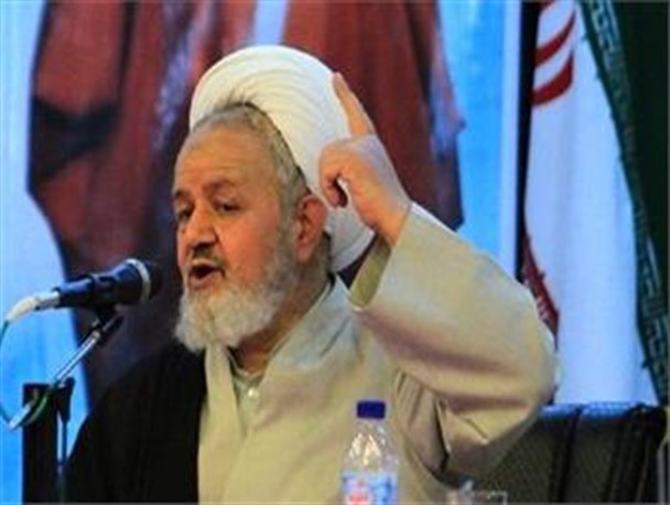 نگرانی رهبری این است که ما به هنر بی‌تفاوت باشیم/آثار هنری باید منطبق با ارزش‌های دینی و انقلابی باشد